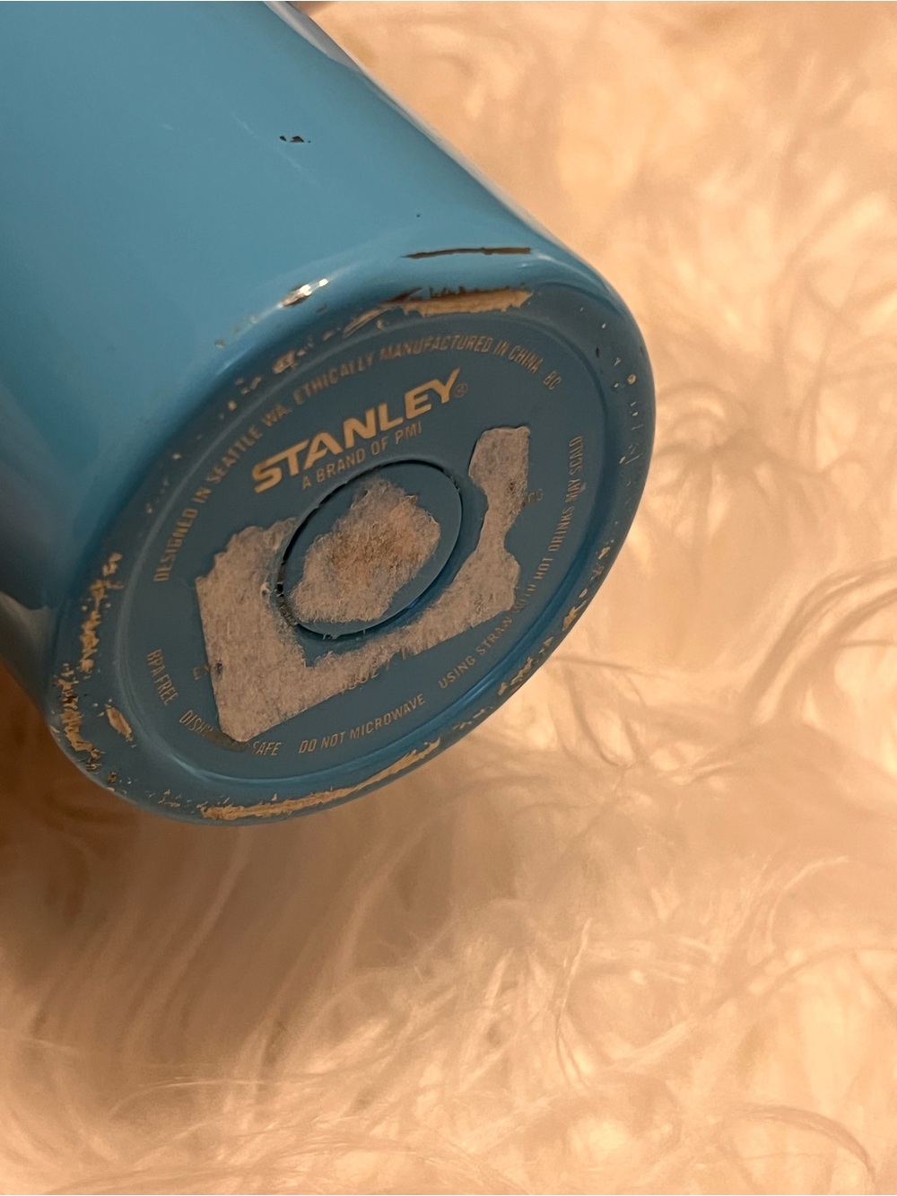 Stanley limited edition Ombre White and Light Blue Travel Mug 40 onz - Picture 7 of 9
